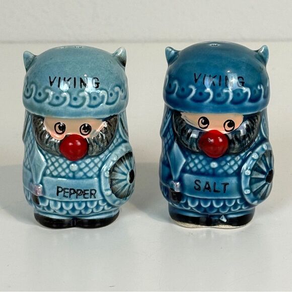Vintage Viking Ceramic Salt & Pepper Shakers - Picture 1 of 8